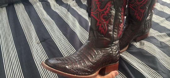 Los Altos genuine crocodile 10 1/2