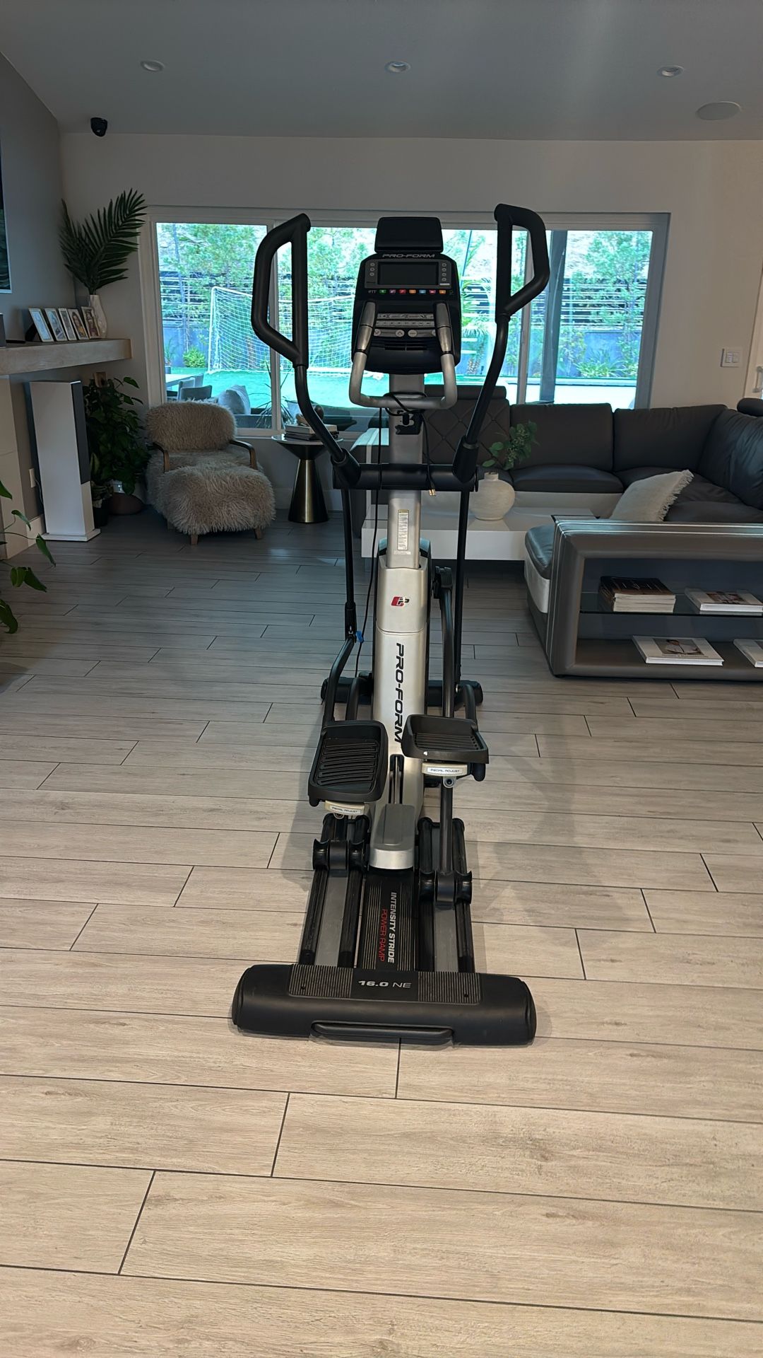 Eleptical Machine