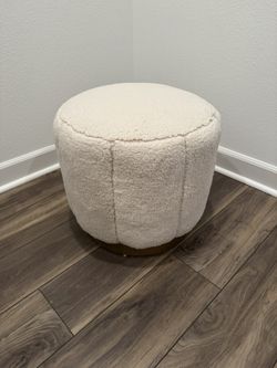 Bouclé Round Ottoman