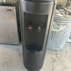 Water Dispenser