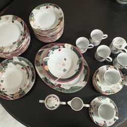 China set - Magnolia By Tienshan