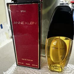 ANNE KLEIN 