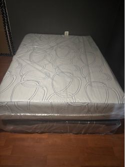 Full size bed