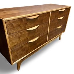 Lane Walnut Dresser 6 drawer