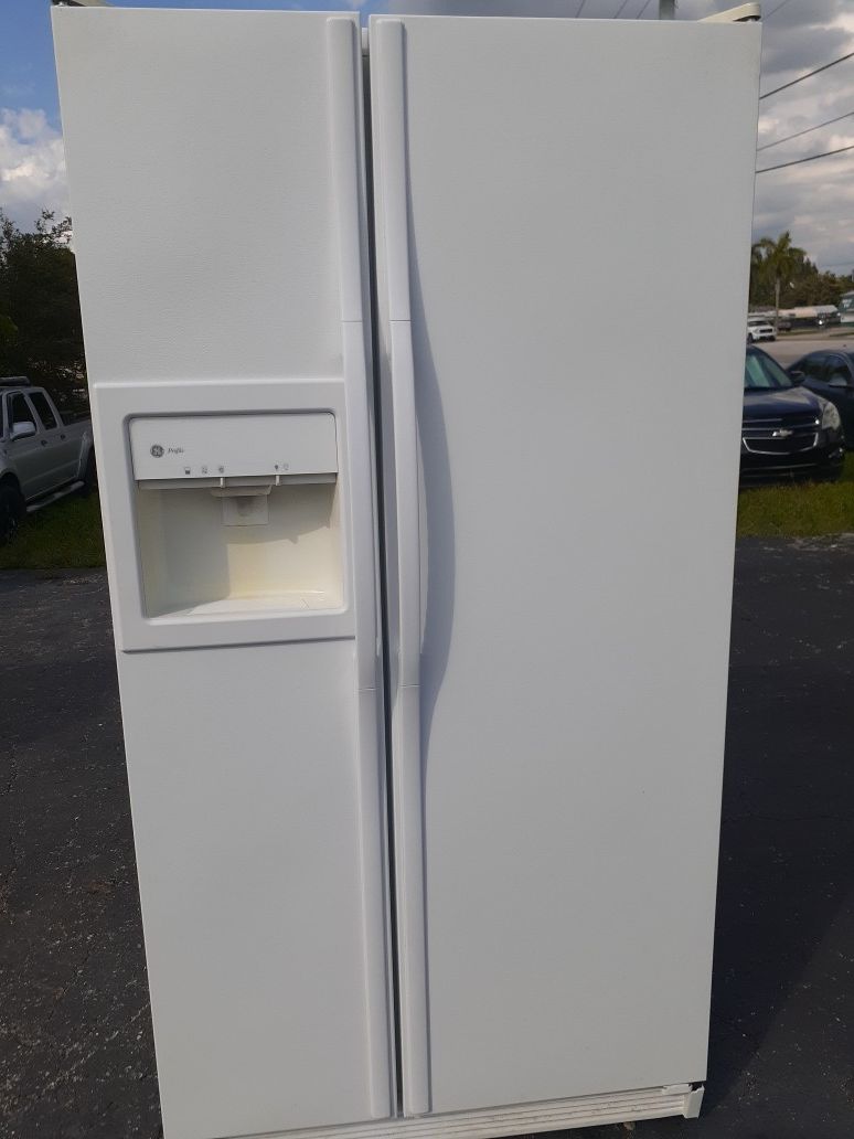 GE Side by Side Door Refrigerator