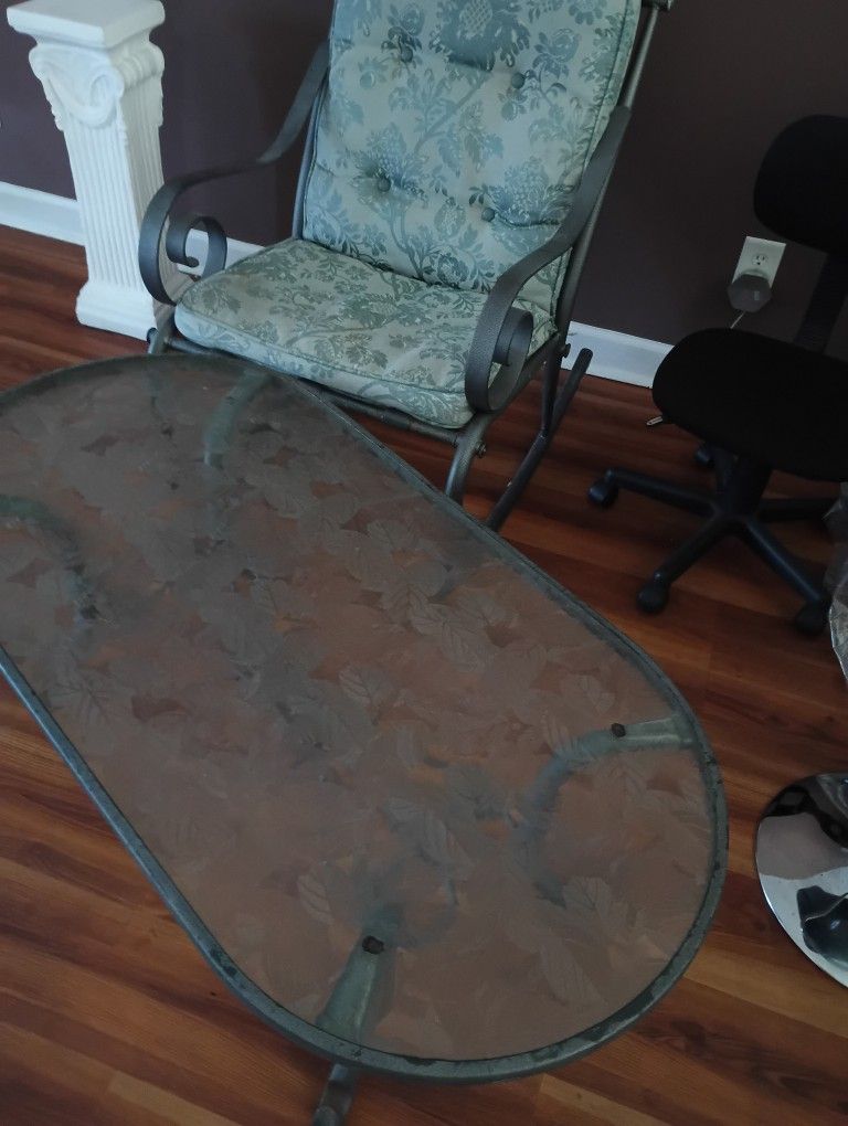 To Patio Rocking Table