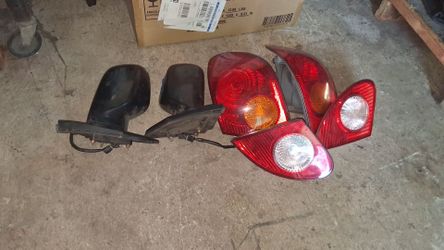 2004 toyota corrolla parts only