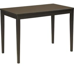Signature Design Dinning Table