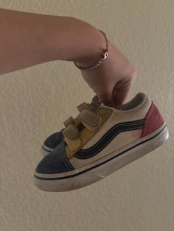 Color Kids vans