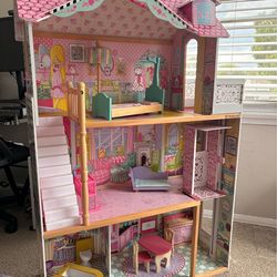 Doll house