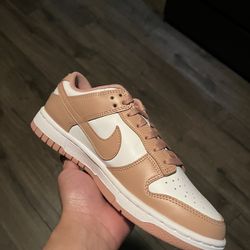 Nike Dunk Low “Rose Whisper”