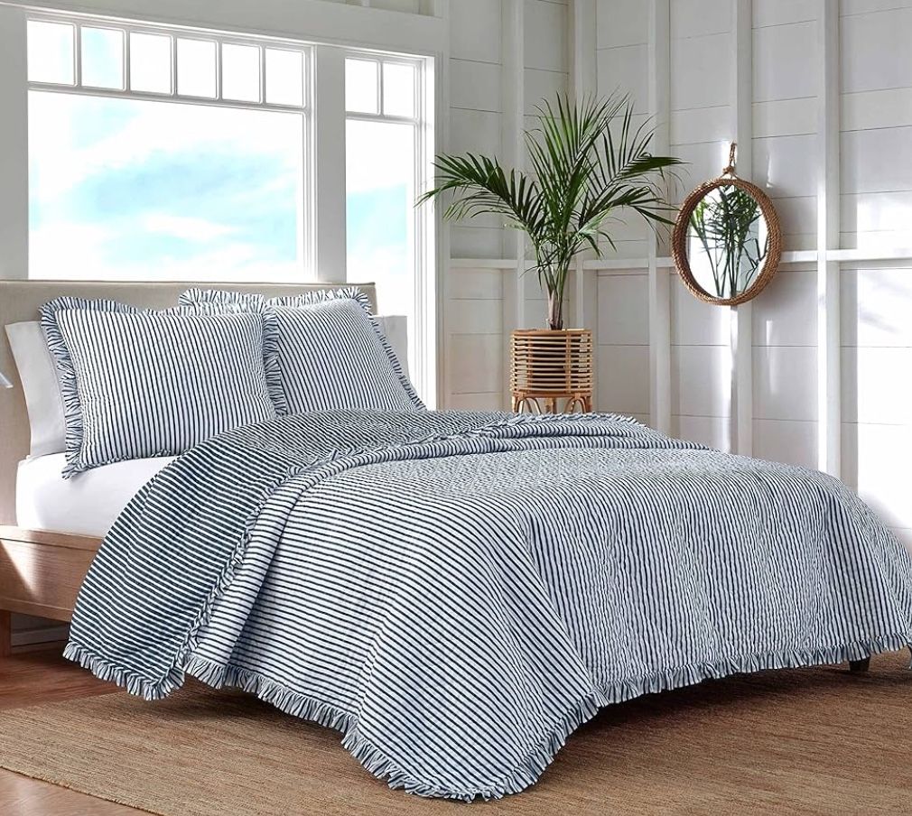 Southern Tide South Shore Blue Quilt Queen Size Reversible...