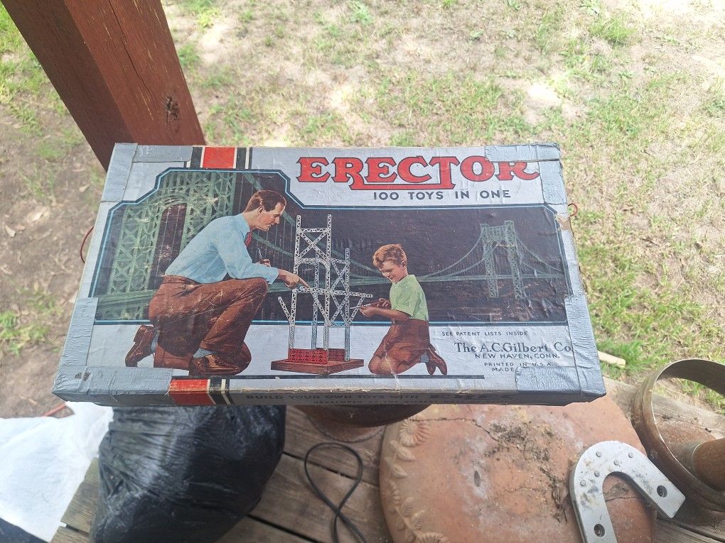 Vintage 1951 Erector Building Set