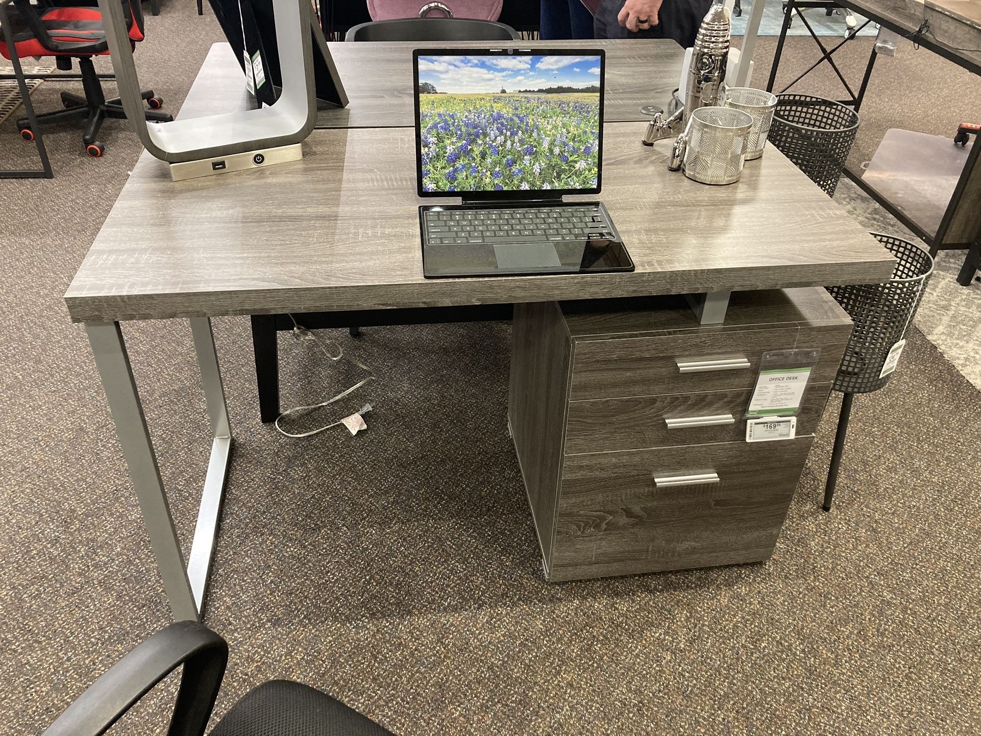 Modern Work Desk