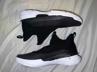 Under Armour Curry 7 Pi Day Size 10 (no Box)