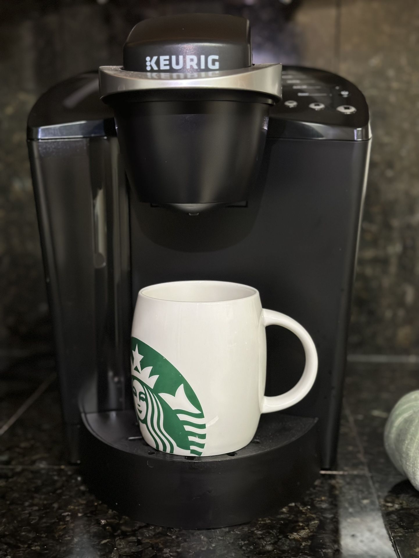 Keurig K-Classic Single Serve Coffee Maker 