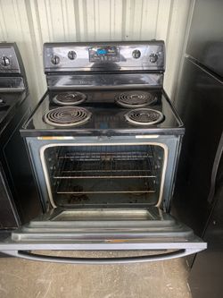 Black Whirlpool Stove / Range