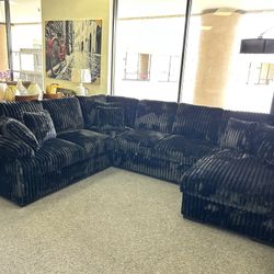 Teddy Bear Sectional With Sleeper 