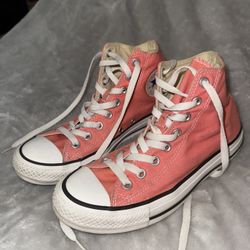 Salmon Pink Converse High Tops Women’s 9, Men’s 7