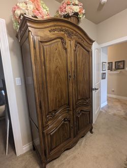 Thomasville Bedroom Set