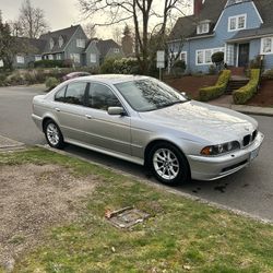 2003 BMW 5 Series 525i