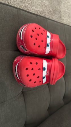 lighting mcqueen crocs