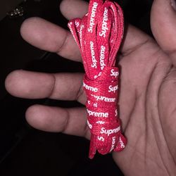 Supreme Laces 