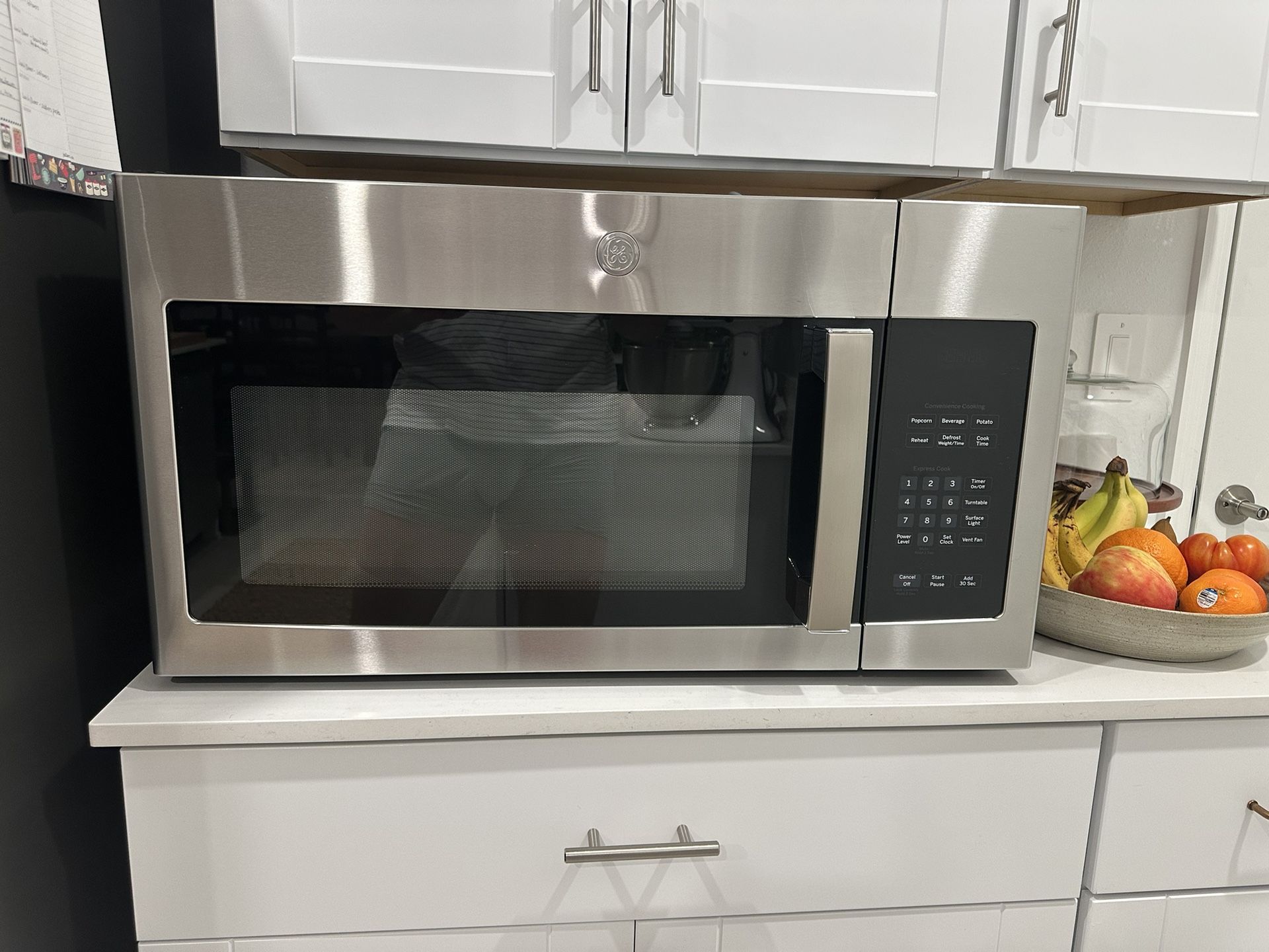 GE Microwave Over-the-Range 1.6 Cu Ft