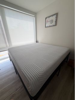 Curve 12”  Plush Memory Foam Mattress King