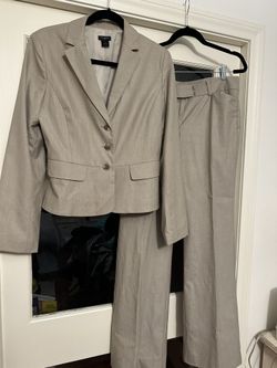 Ann Taylor Two Piece Suit- Size 8