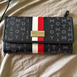 Tommy Hilfiger Wallet