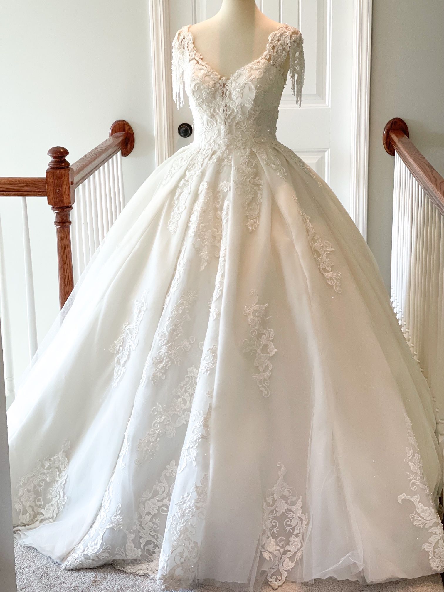 Princess Beaded Lace Chapel Trail Wedding Gown