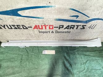 2018 - 2021 - 2024 TOYOTA CAMRY SE XSE LEFT DRIVER ROCKER PANEL MOLDING OEM AY67822