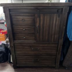 Chest $250