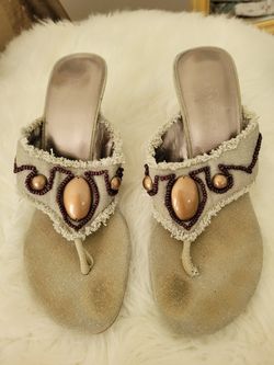 Beautiful elements blue denim heels