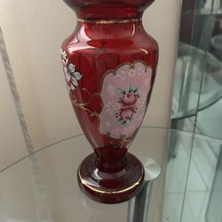 Vintage Vase. Bohemian BYTEP Art Glass Cranberry Red Hand Blown and Hand Painted Roses Vase Gold Trim. 9,5”H. Victorian Style.Very Rare.