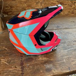 BRAND NEW Youth Medium Fox Helmet