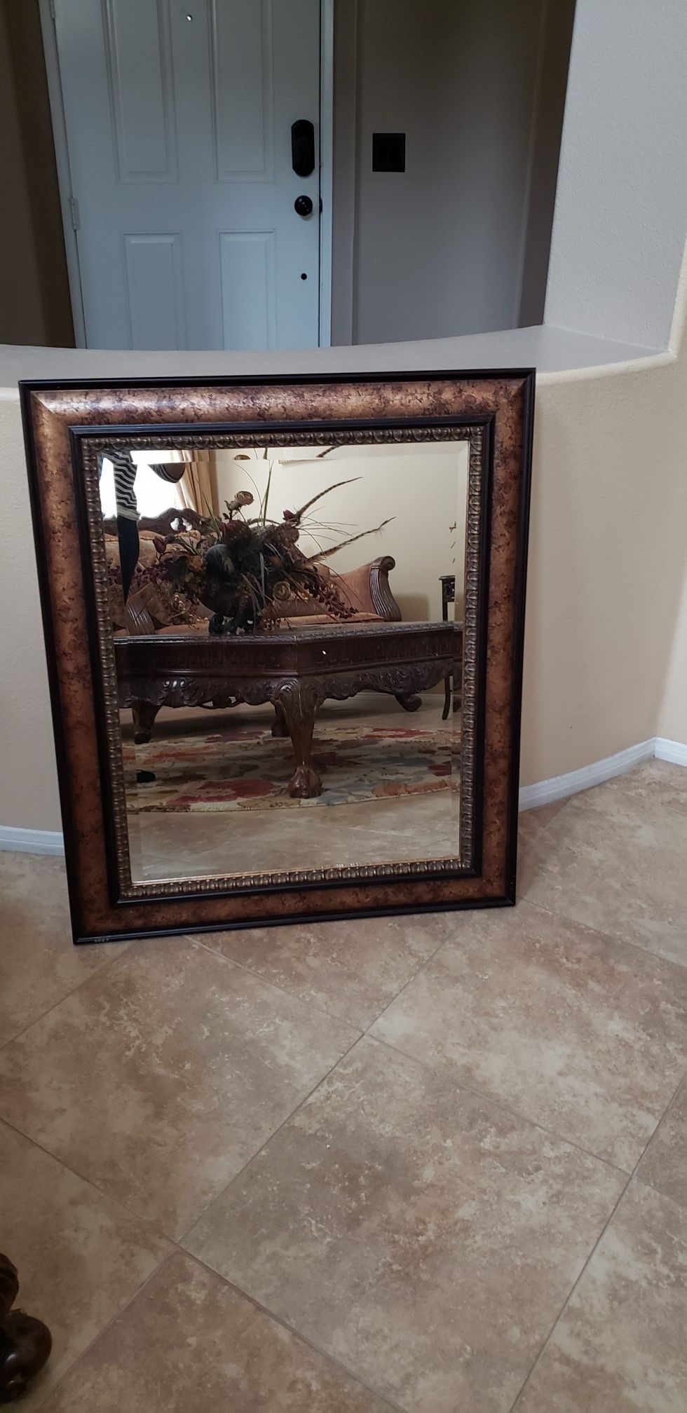 Decorative wall mirror