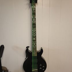 SCHECTER BASS GUITAR