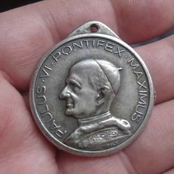 POPE PAUL VI - PAULUS VI PONTIFEX MAXIMUS - ROMA  1960s Catholic Religious Medal