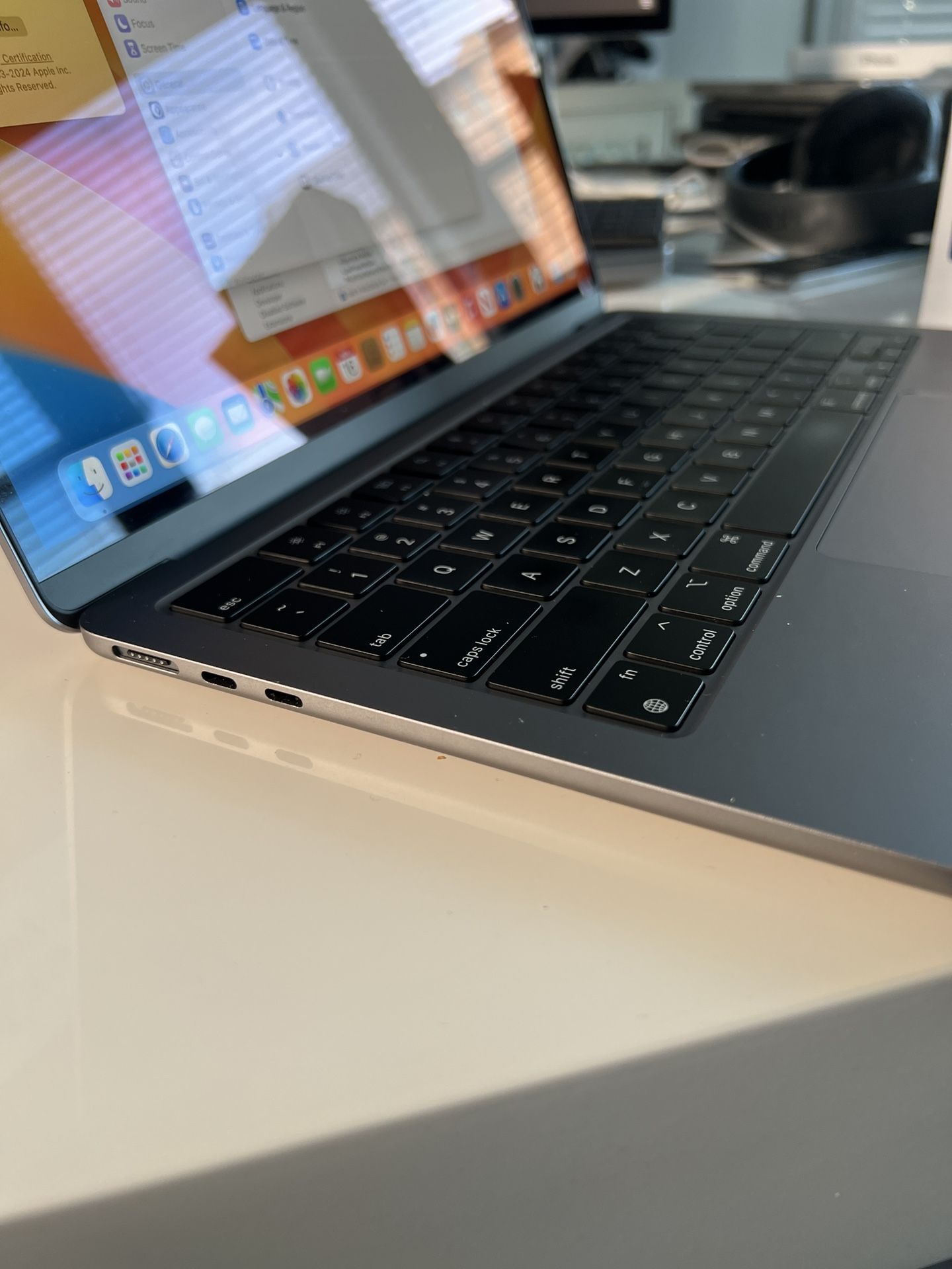 2022 MacBook Air 13” M2 16GB Ram. $70 Down!