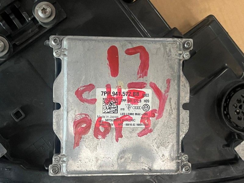 2017 Cayenne Porsche Headlight