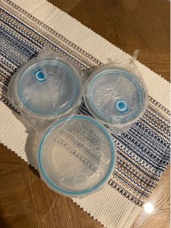 New Pyrex With Lids / $5 Each