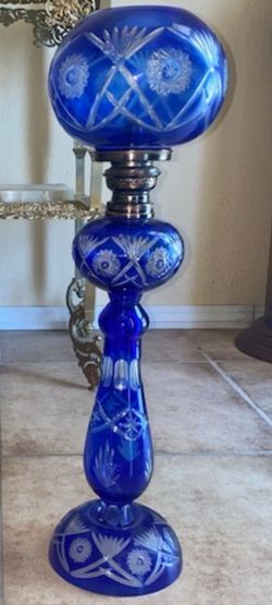 VERY BEAUTIFUL VINTAGE AUTHENTIC BLUE CRYSTAL OIL LAMP..NEW CONDITION
