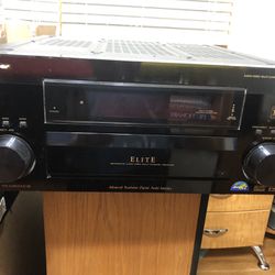 Pioneer Elite 7.1 channel receiver come with remote control.Everything is working good and very good condition. Thanks 