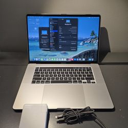 MacBook Pro 16' 