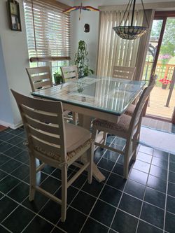 Dining Table with 6 Chairs