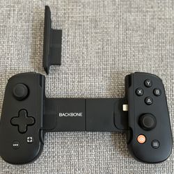  BACKBONE One Mobile Gaming Controller for iPhone