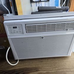 AC Unit 200 volt/2400 bcu