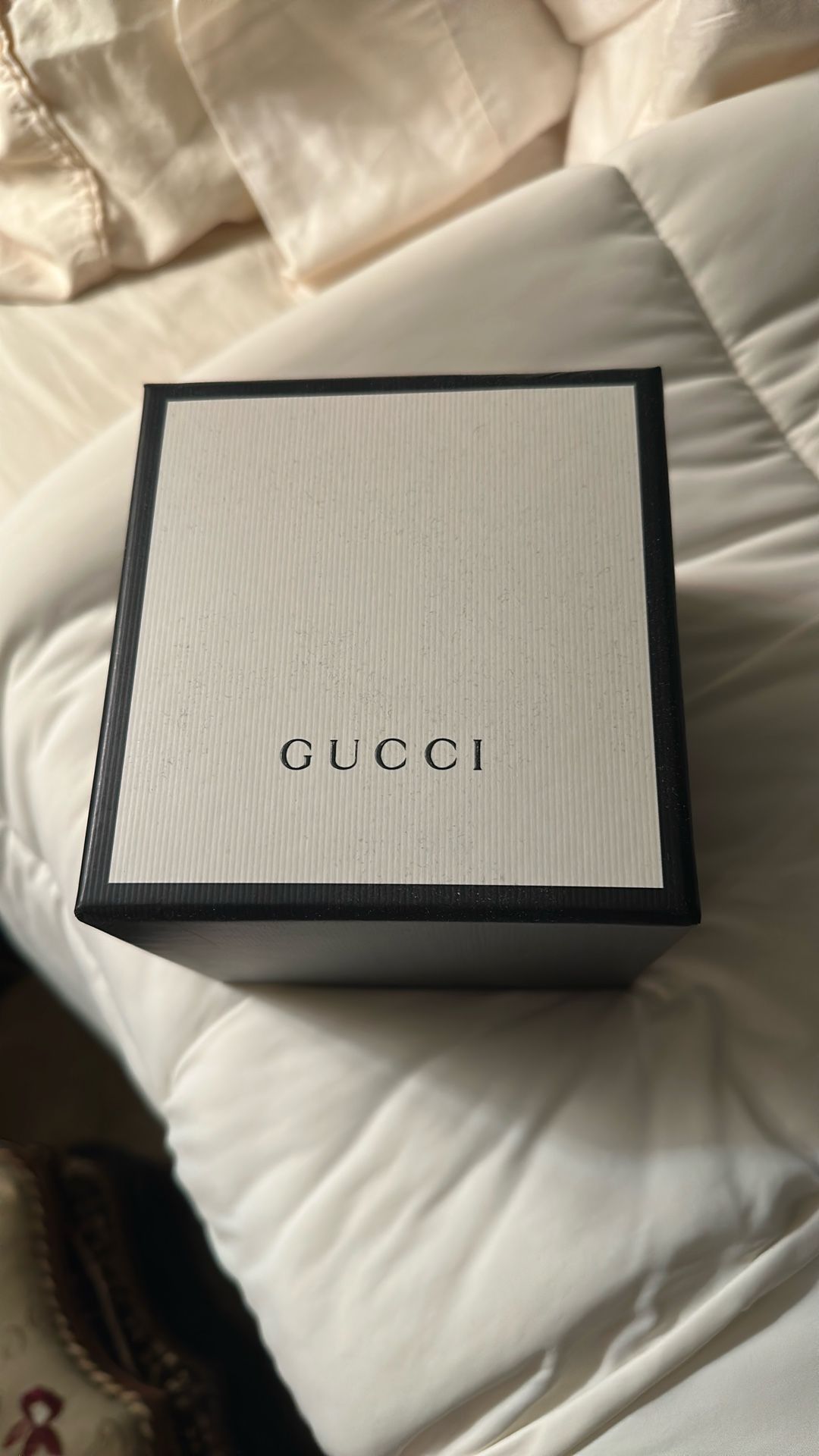 GUCCI 46MM WATCH UNISEX NEW